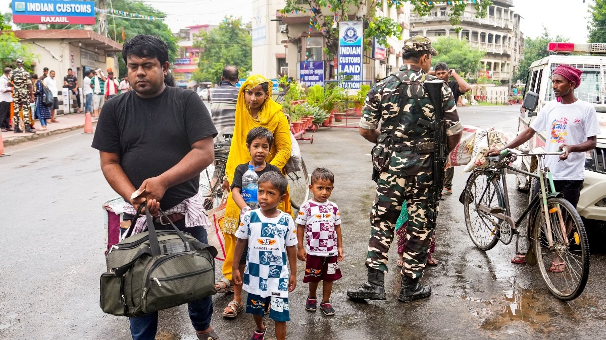 Gen-Z प्रोटेस्ट की वजह से भारत-नेपाल सीमा को बंद कर दिया गया था. (Photo- PTI)
