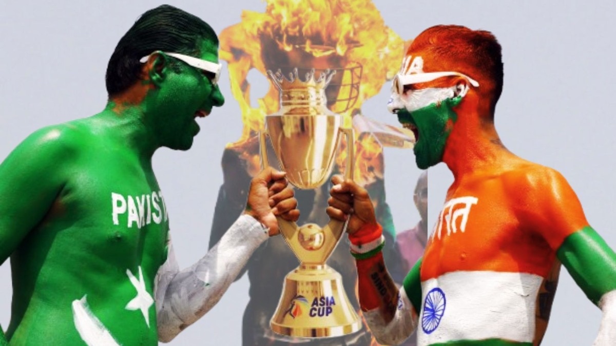 विपक्षी नेता और आम दर्शक मैच का विरोध कर रहे हैं तो वहीं कुछ लोग टीम इंडिया की जीत के लिए दुआ भी मांग रहे हैं. (Photo: PTI)