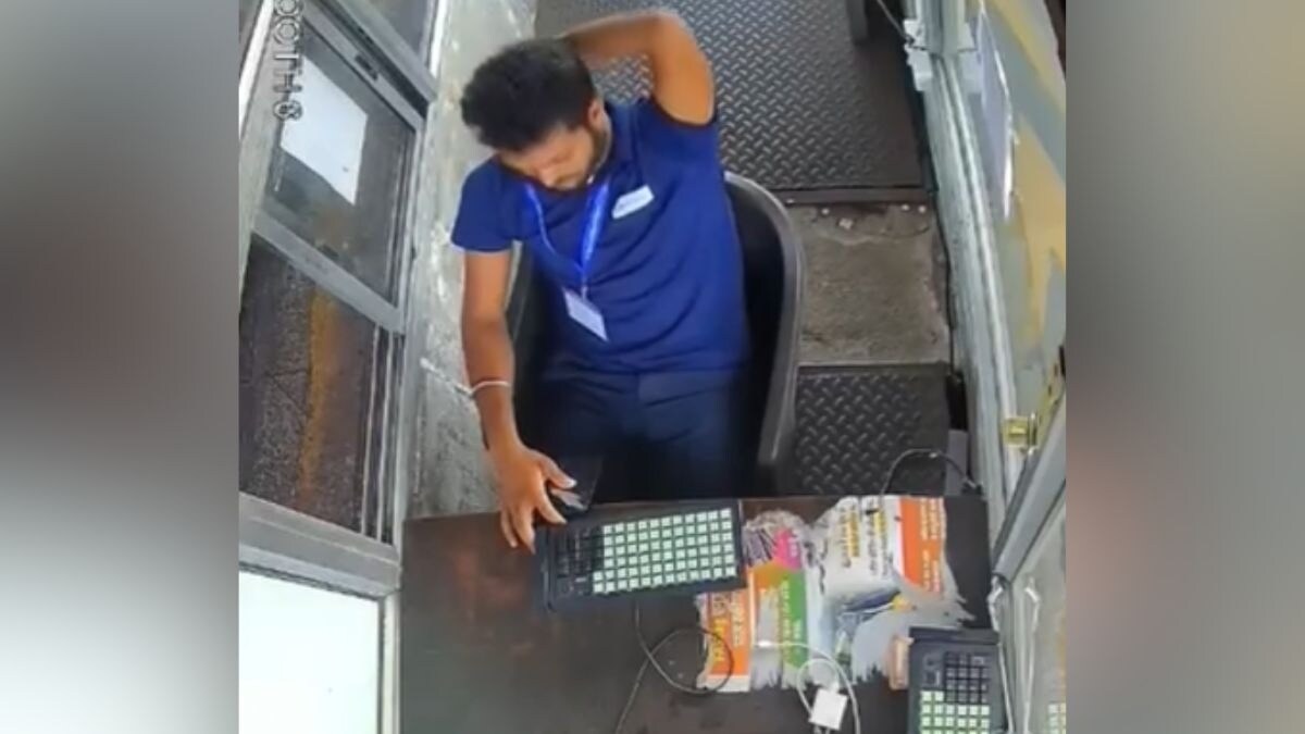 टोल प्लाजा पर ट्रक का टायर फटा, जोरदार धमाके से बूथ के शीशे चकनाचूर, कर्मचारी बाल-बाल बचा, Video - jaipur hingonia toll plaza truck tyre burst explosion cctv lcla - AajTak