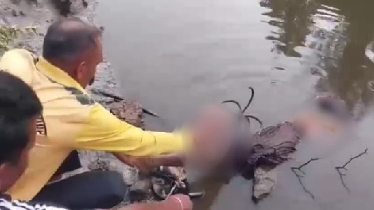 woman dead body in pond