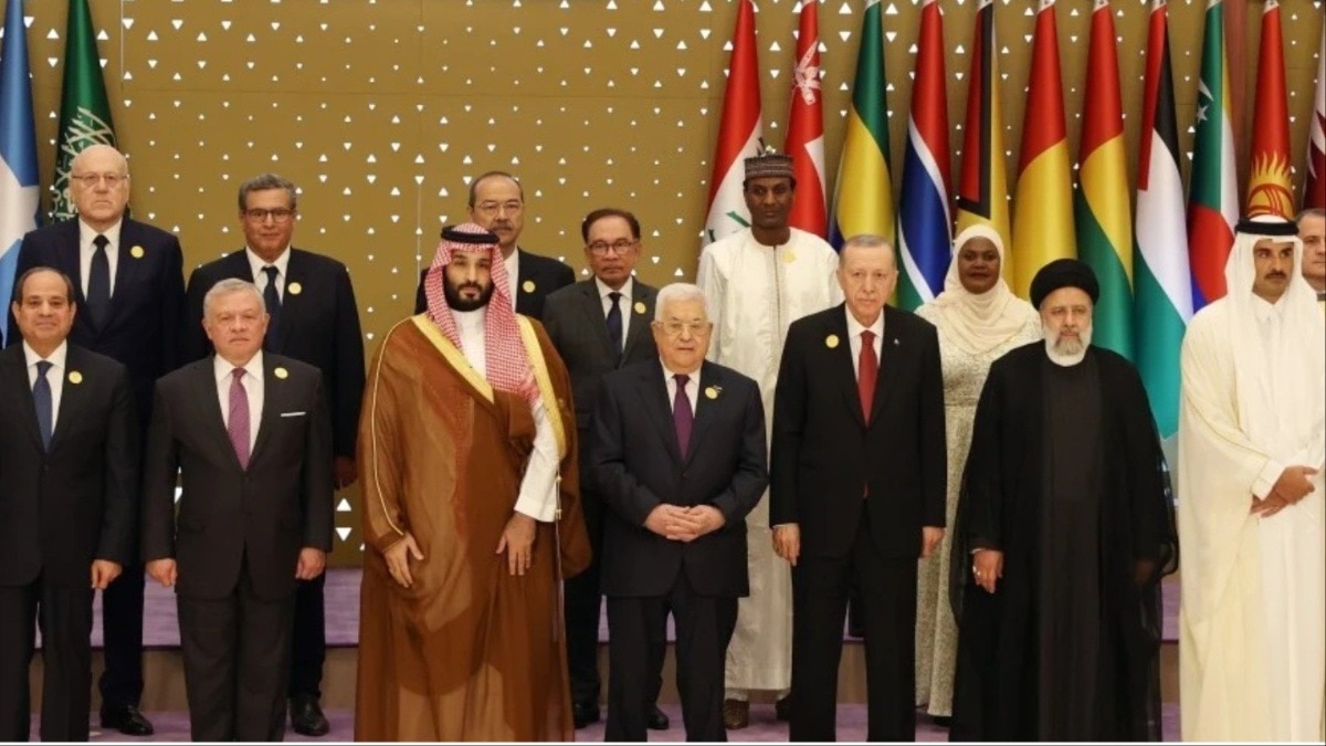 Arab-islamic countries meeting,