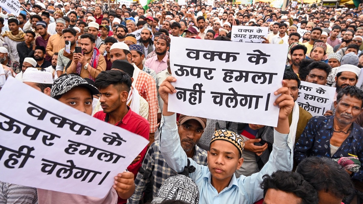 Centre says cannot stay Waqf bill when validity is presumed