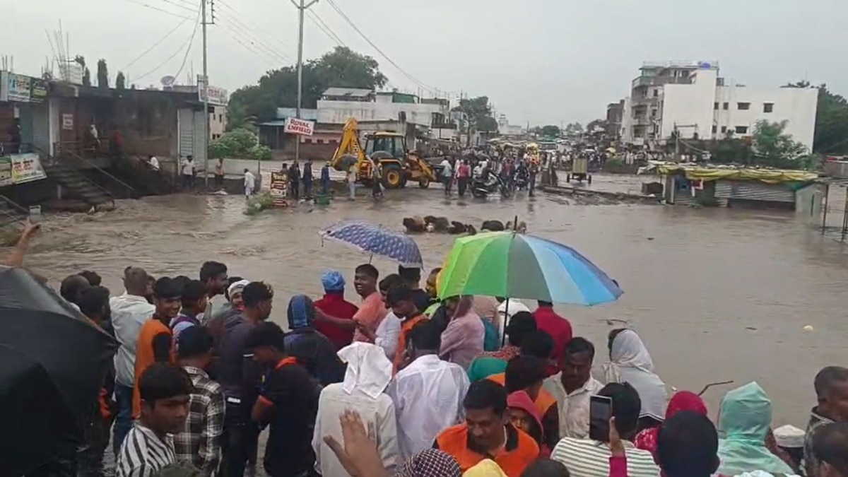 beed flood 