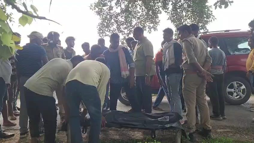 परिजनों का रो-रोकर बुरा हाल. (Photo: Uday Gupta/ITG)