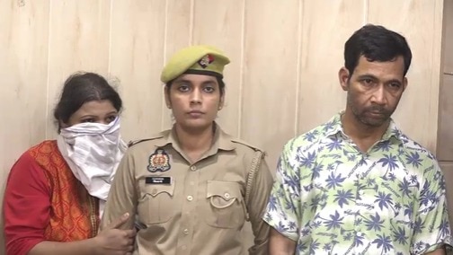 आरोपी विष्णु शंकर गुप्ता और उसकी कथित पत्नी आयुषी.(Photo: Screengrab)