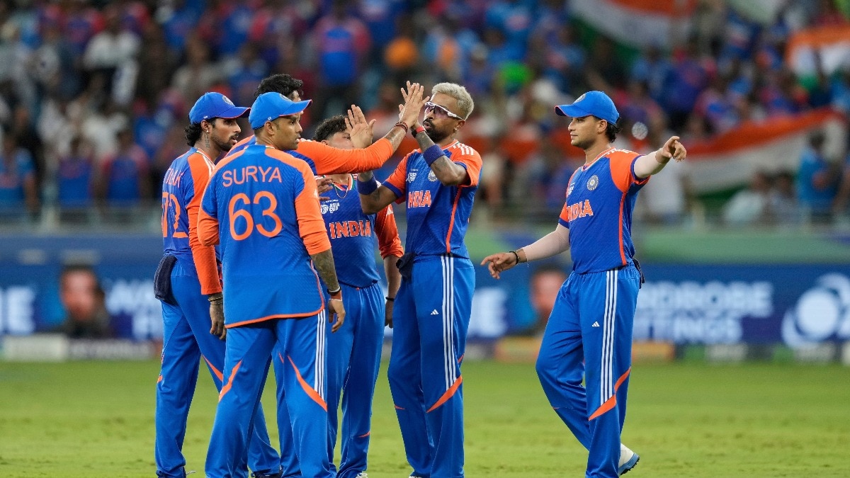 भारतीय क्रिकेट टीम की जर्सी पर अब अ‍ॅपोलो टायर्स. (Photo: AP)