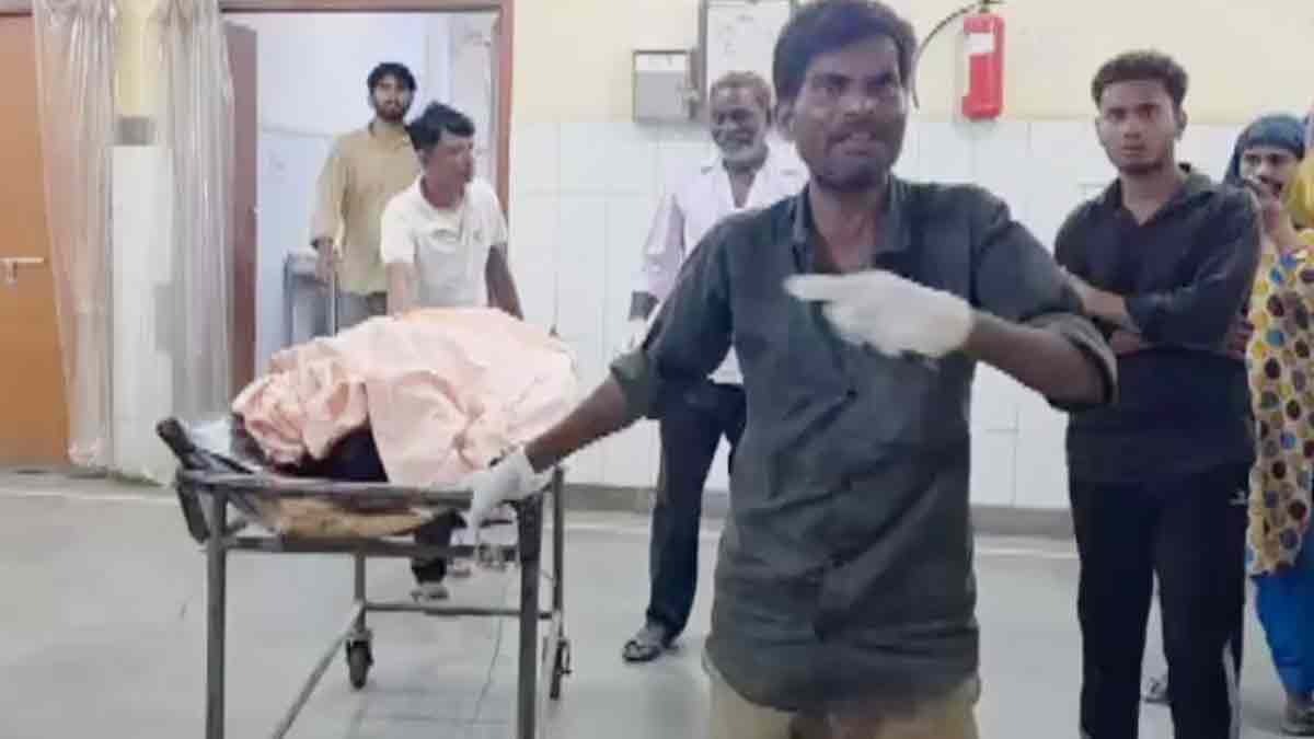 A horrific road accident happened on Delhi Mumbai Expressway