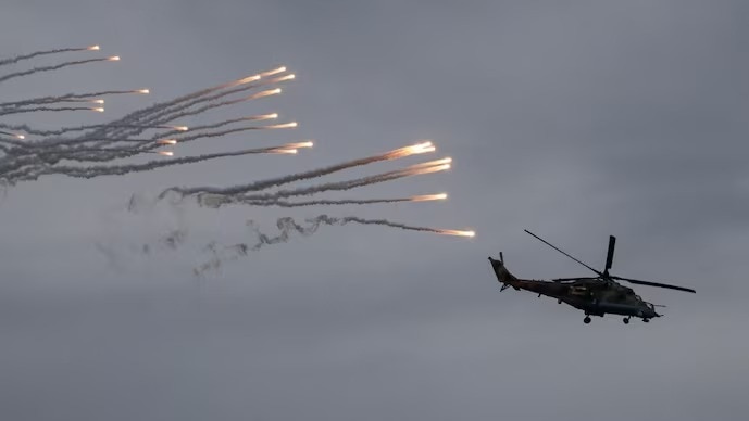 भारत ने फिर बढ़ाई US की टेंशन, रूस-बेलारूस की मिलिट्री ड्रिल में शामिल, पुतिन खुद ग्राउंड-जीरो पर पहुंचे