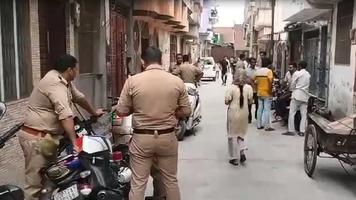 Police team at crime scene