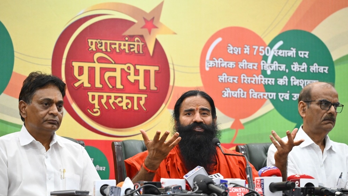 देशभर में 750 जगहों पर