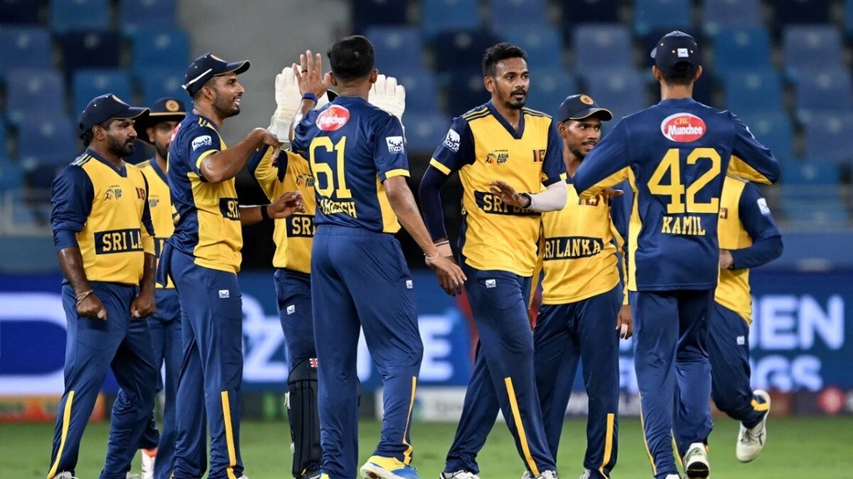 Sri Lanka vs Afghanistan Live Score: 'करो-मरो' के मैच में अफगानिस्तान की बैटिंग जारी, श्रीलंका की गेंदबाजी