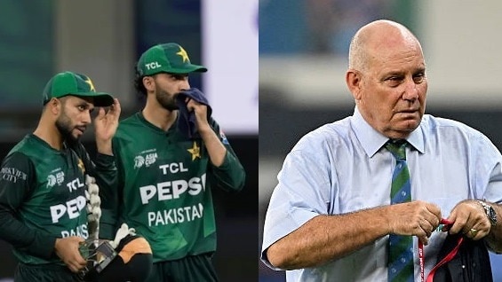 Pakistani Players and Andy Pycroft