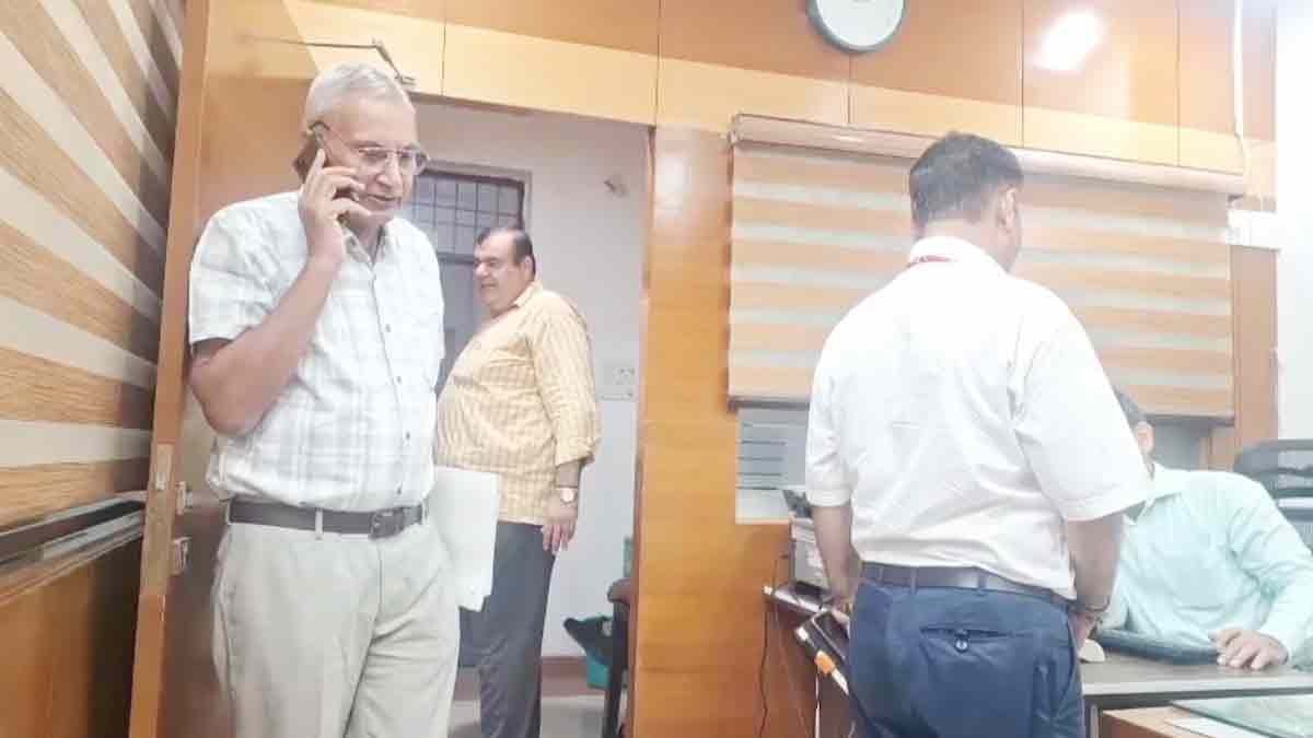  लघु सचिवालय में कर्मचारियों के लिए ड्रेस कोड (Photo: Screengrab)