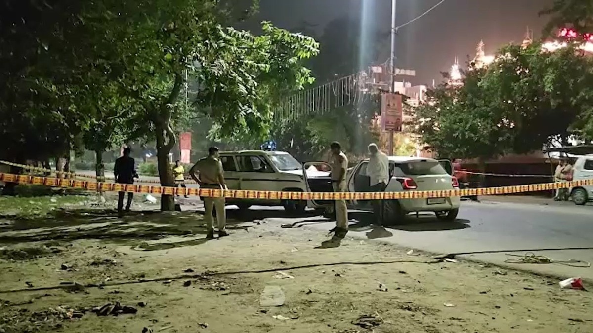 दिल्ली पुलिस और गोगी गैंग के बदमाशों के बीच मुठभेड़, 3 गिरफ्तार