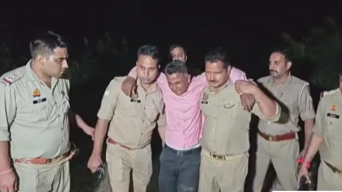 एनकाउंटर के बाद रोता नजर आया आरोपी. (Photo: Screengrab)