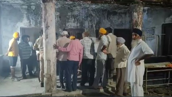 खनन माफियाओं ने ग्रामीण को रौंदा (Photo: Screengrab)