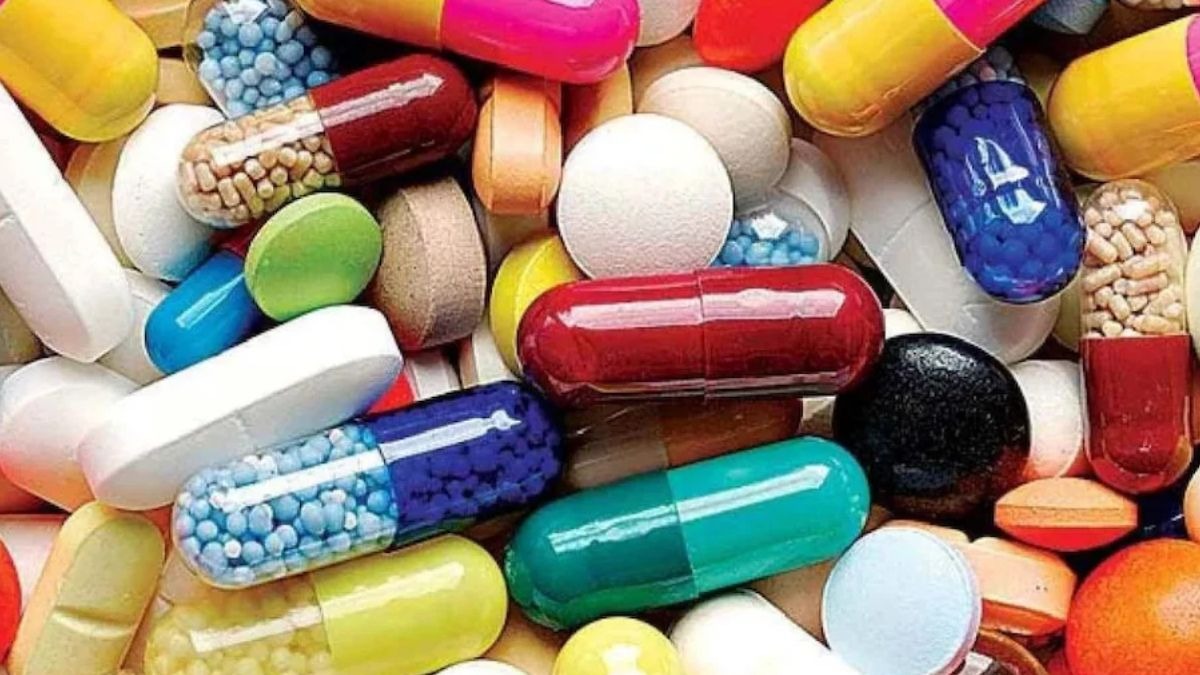 डोनाल्ड ट्रंप का ब्रिटेन को झटका, अमेरिका में फार्मा आयात पर लग सकता है 100% टैरिफ – US could impose 100% tariff Britain pharmaceutical imports ntc