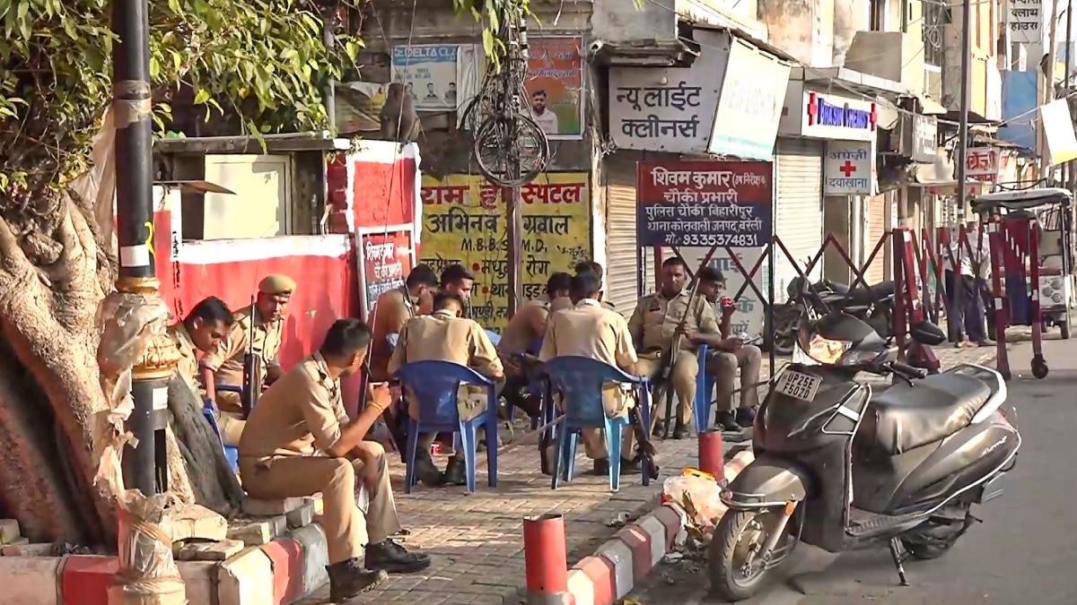 Bareilly News: मौलाना तौकीर रज़ा की गिरफ्तारी के बाद बरेली में 2 दिन के लिए इंटरनेट बंद – bareilly internet shut down for 48 hours after maulana tauqeer raza arrest lclnt