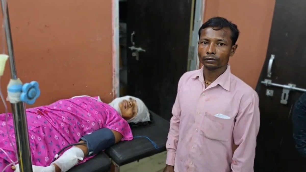 मां-बाप ने बेटी पर चलाया धारदार हथियार, खून में लथपथ तड़पता छोड़कर हो गए फरार – Kaushambi Deadly attack on daughter by father and mother lcltm