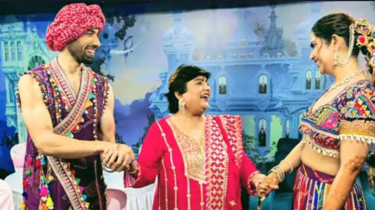 अंबानी परिवार की पसंदीदा मेहंदी आर्ट‍िस्ट ने रचाई 'बालि‍का-वधू' फेम अविका को मेहंदी, देखें तस्वीर