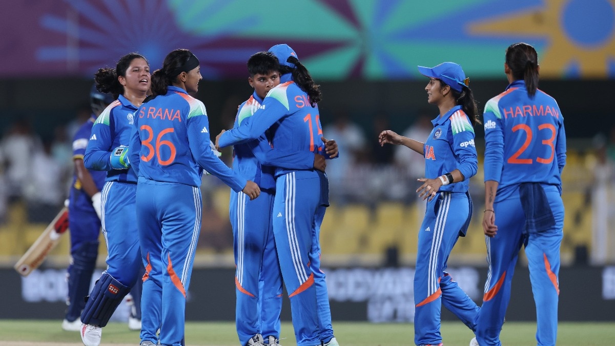 भारत और श्रीलंका के बीच चल रहा वर्ल्ड कप का मैच: (Photo: bcci women)