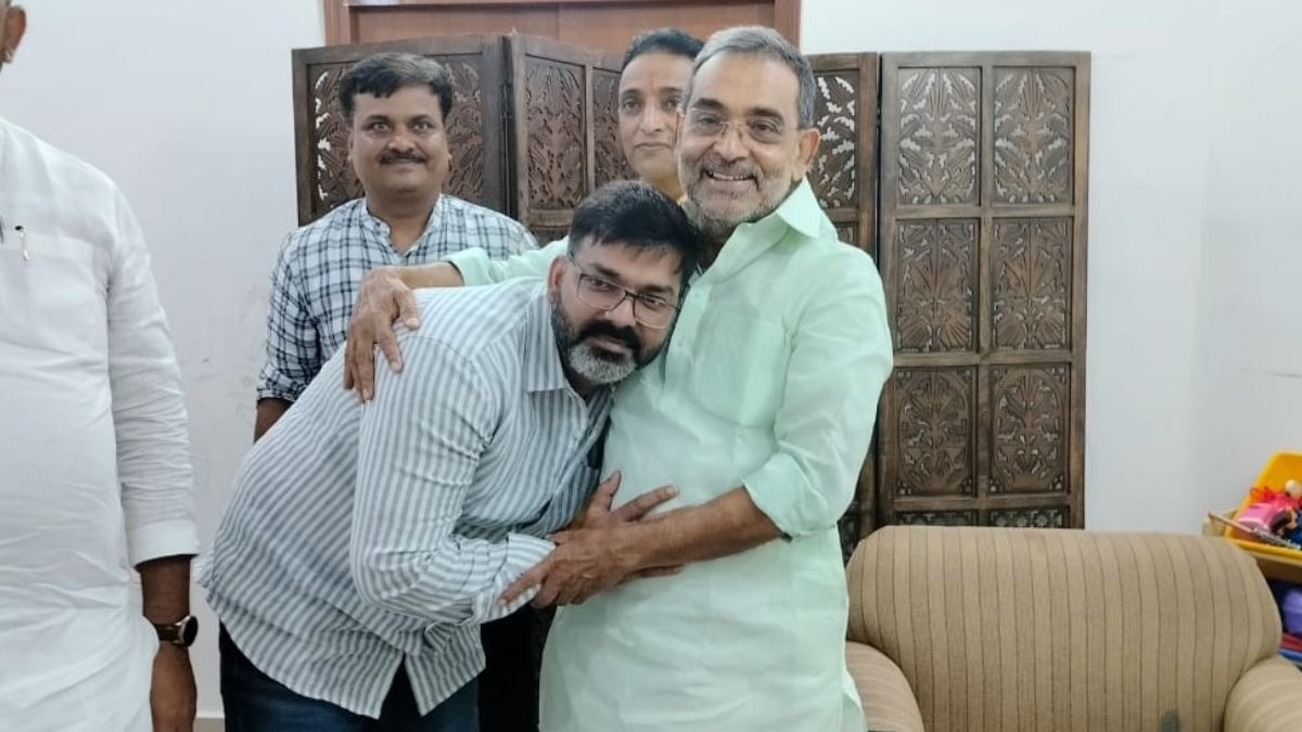 पवन सिंह की बीजेपी में वापसी का रास्ता उपेंद्र कुशवाहा के घर से होकर क्यों गुजरा?