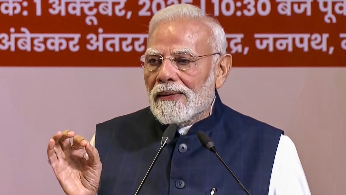 RSS शताब्दी वर्ष पर PM मोदी ने जारी किया डाक टिकट, होसबाले ने केंद्र को दिया धन्यवाद