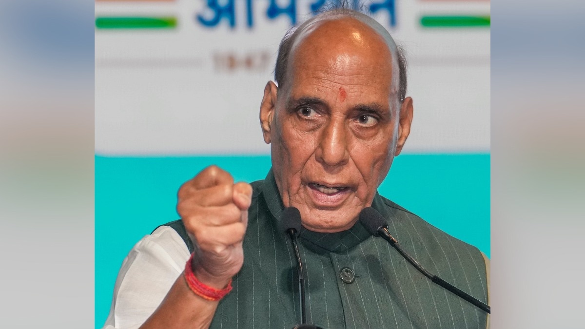 'ऑपरेशन सिंदूर में हमने रामायण के हनुमान जी की तरह काम किया', गुजरात में बोले रक्षामंत्री राजनाथ सिंह