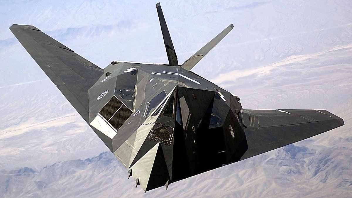 US nighthawk Stealth Bomber