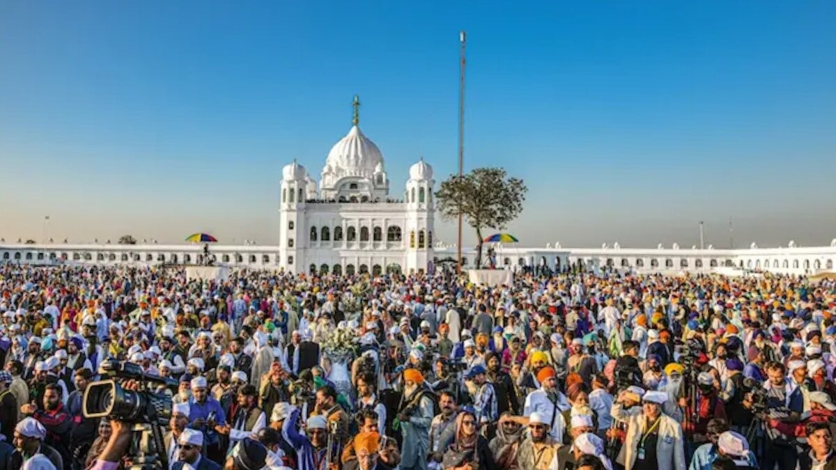 The restriction coincides with the resumption of India-Pakistan sporting ties, highlighted by the September 14 Asia Cup cricket match in Dubai, prompting criticism that cricket is being prioritised over religious sentiment.