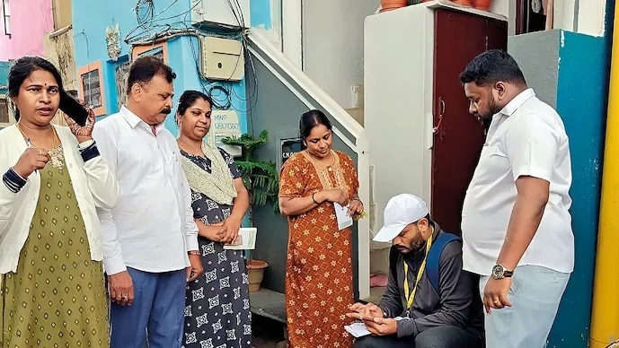 शिवमोग्गा में गांव के लोगों का कहना है कि नेटवर्क काम नहीं करता. (सांकेतिक तस्वीर)