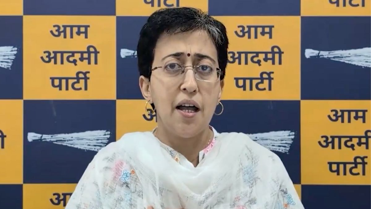 आतिशी ने दिल्ली सरकार पर लगाया संवेदनहीनता का आरोप (Photo: X@/AtishiAAP)