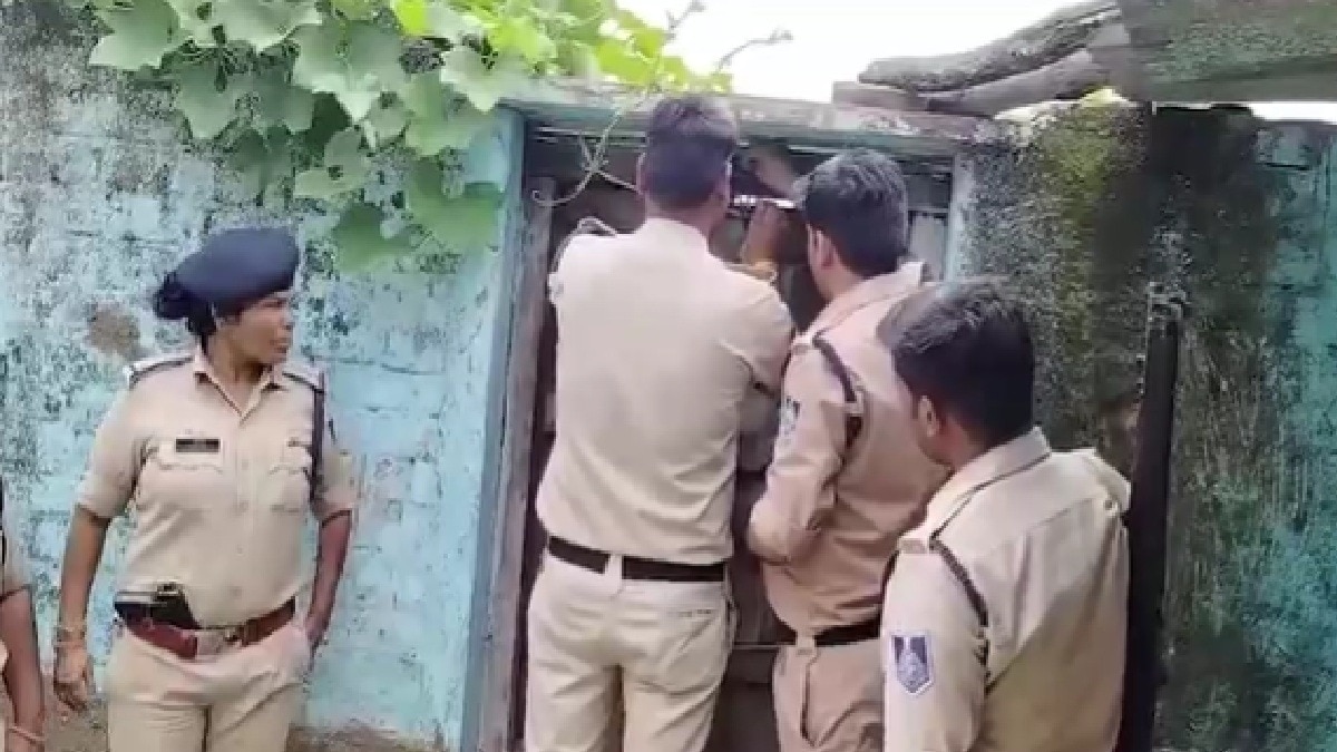 Police team at crime spot