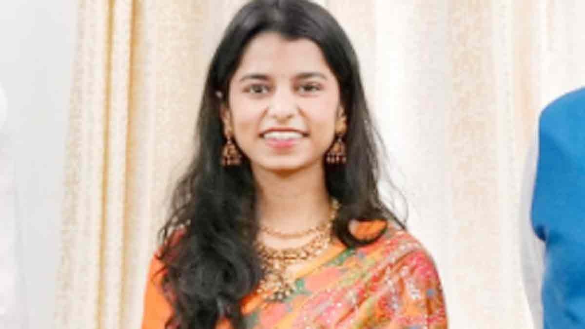 मैथिली ठाकुर बीजेपी के टिकट पर लड़ सकती हैं बिहार विधानसभा चुनाव (Photo: X/Vinod Tawde)