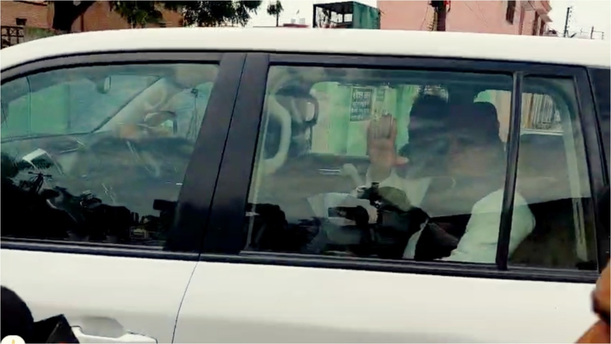 आजम खान से मिलने रामपुर पहुंचे अखिलेश. (Photo: ITG)