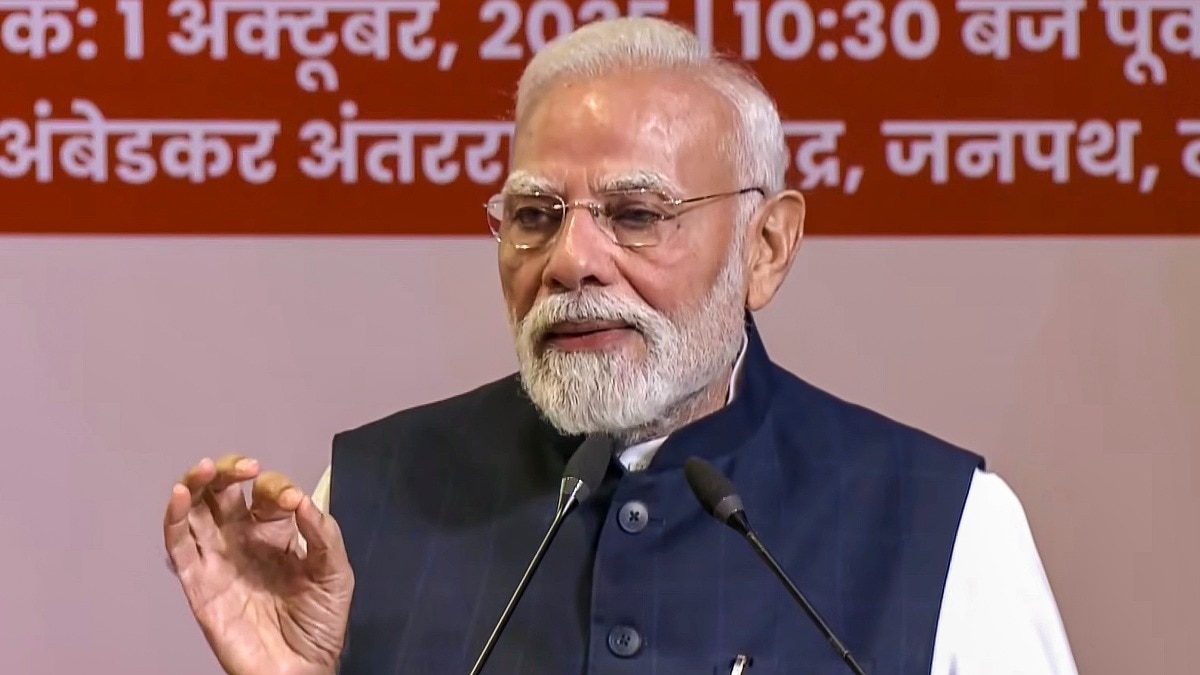 pm modi discusses rss model national security 