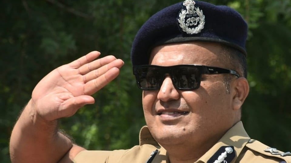 बिहार के ‘सिंघम’ पूर्व IPS शिवदीप लांडे ने भी ठोकी ताल, इन दो सीटों से लड़ेंगे चुनाव – Former IPS officer Shivdeep Land contest bihar assembly election lclk