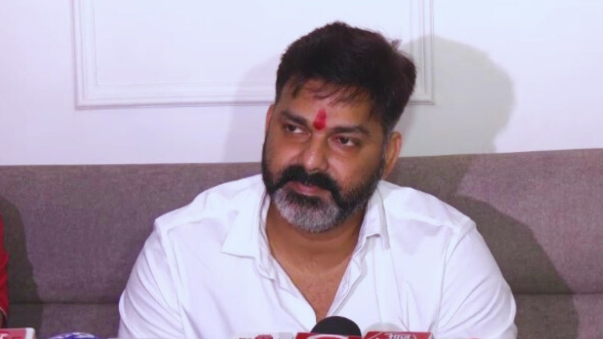 विवादों में घिरे पवन सिंह (PHOTO: Screengrab)