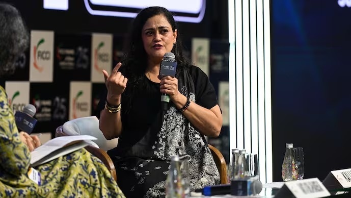 AI आपको कंट्रोल करे, इससे पहले आप उसमें महारत हासिल कर लें: कली पुरी