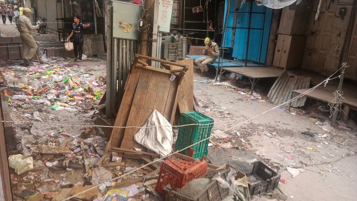 दुकानदार अब्दुल बिलाल के खिलाफ रिपोर्ट दर्ज (Photo: Ranjay Singh/ITG) 