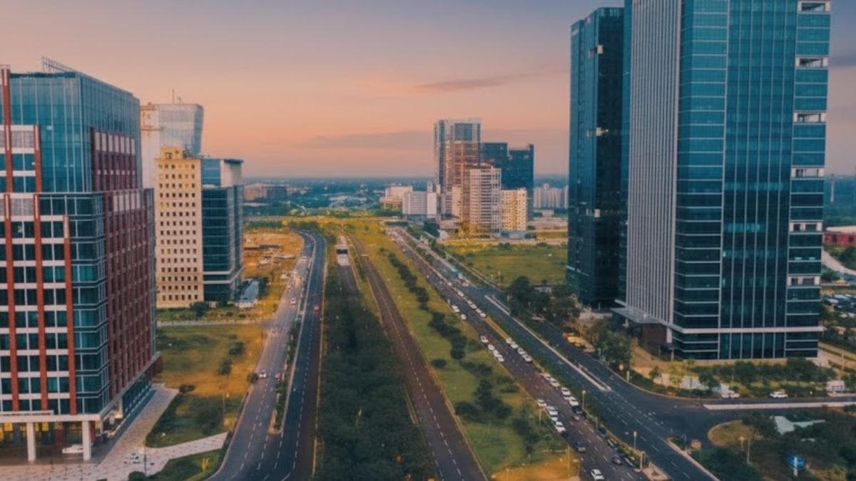 गांधीनगर की गिफ्ट सिटी क्यों वीरान?