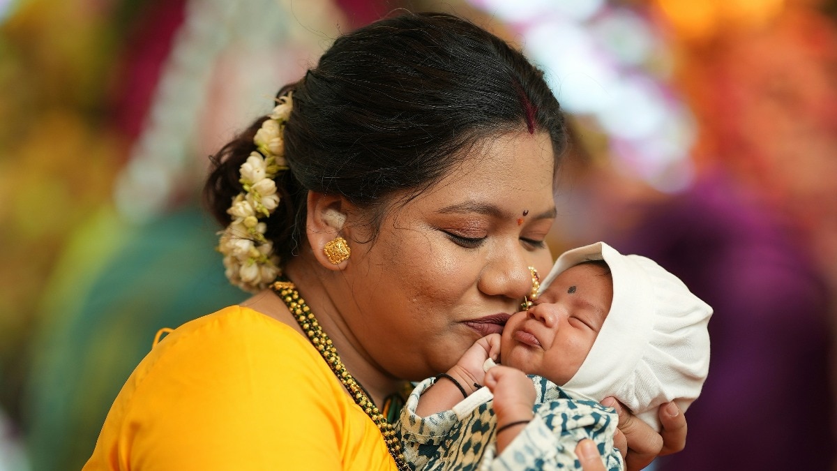 राष्ट्रीय महिला आयोग ने सनबीम समूह के वाराणसी स्थित सनबीम वीमेंस कॉलेज वरुणा को सात दिनों के अंदर शिकायतकर्ता को मातृत्व लाभ देने का आदेश दिया है. (Photo: Unsplash)