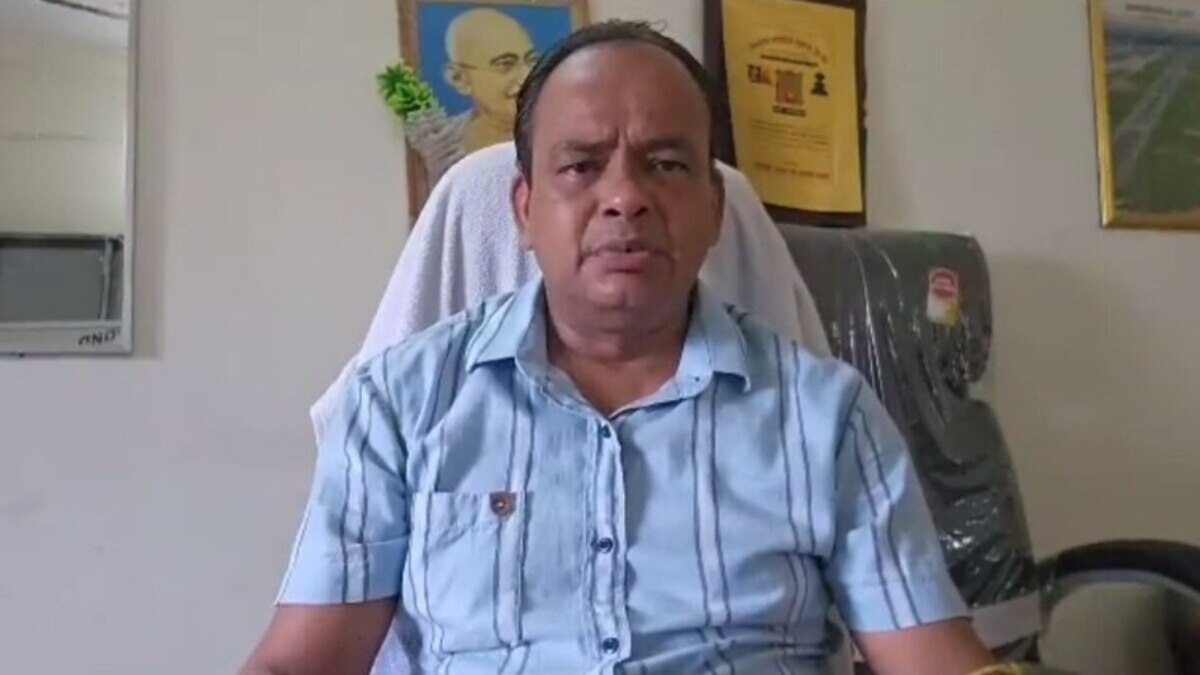 झारखंड के स्वास्थ्य मंत्री इरफान अंसारी. (File Photo: ITG)