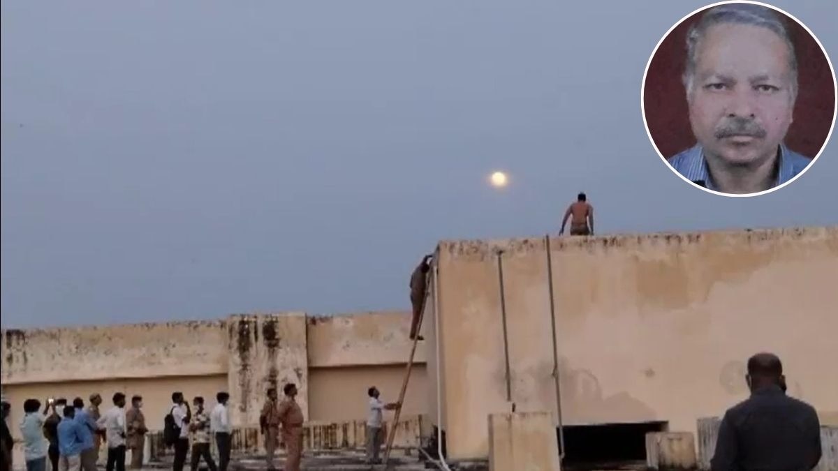 देवरिया मेडिकल कॉलेज की पानी टंकी में मिली थी लाश. (Photo: ITG)