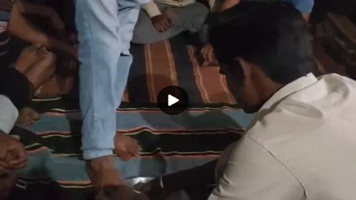 AI फोटो पोस्ट करने से विवाद शुरू हुआ. (Photo: Screengrab)