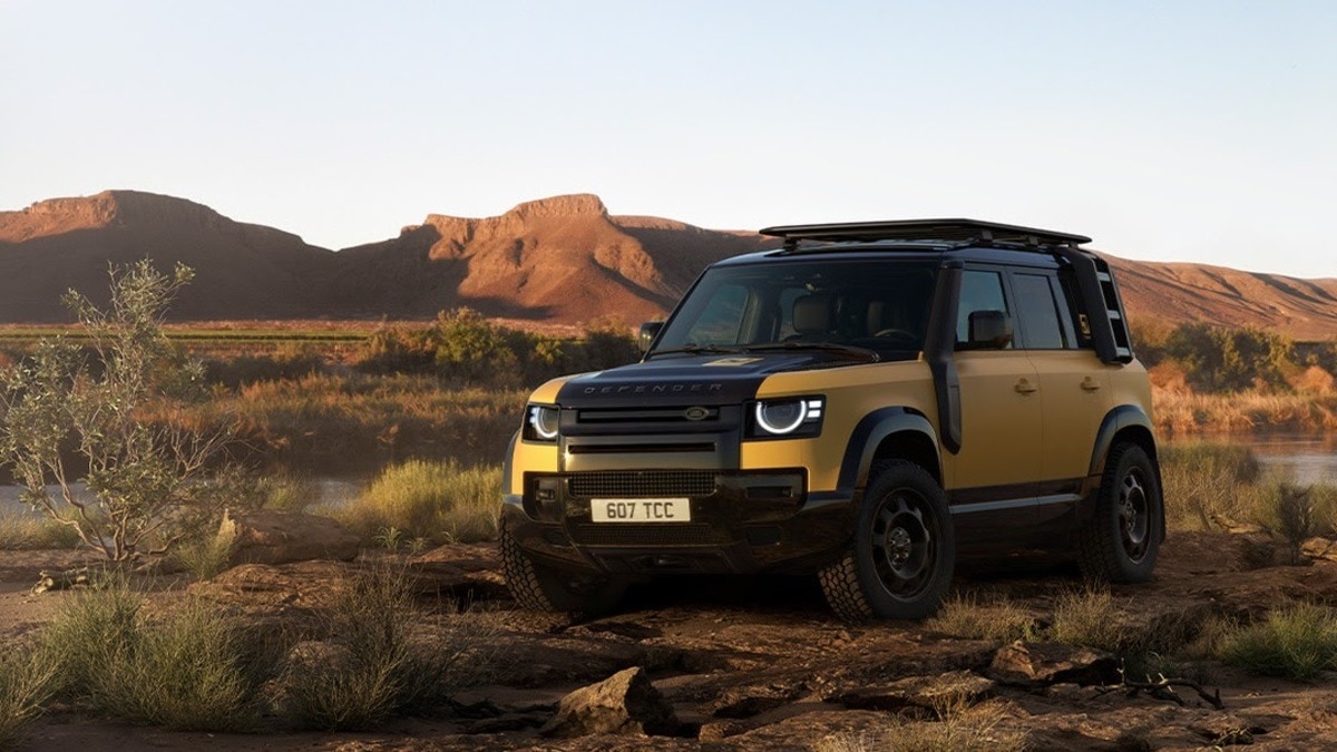 स्टाइलिश लुक… पावरफुल इंजन! Land Rover Defender का नया स्पेशल एडिशन लॉन्च, कीमत है इतनी – Land Rover Defender 110 Trophy Edition launched Price 1 3 Crore features mileage