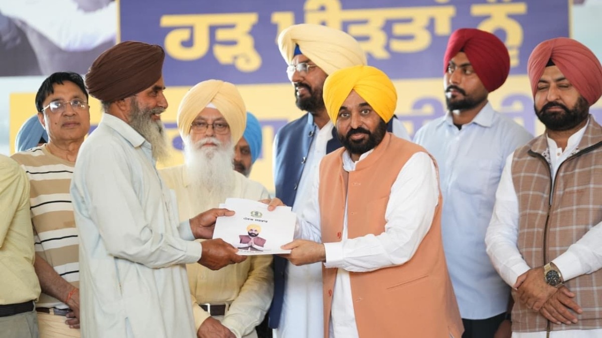 बाढ़ से प्रभावित हुए इलाकों में भगवंत मान सरकार सर्वे करवा रही है. (Photo: ITG)