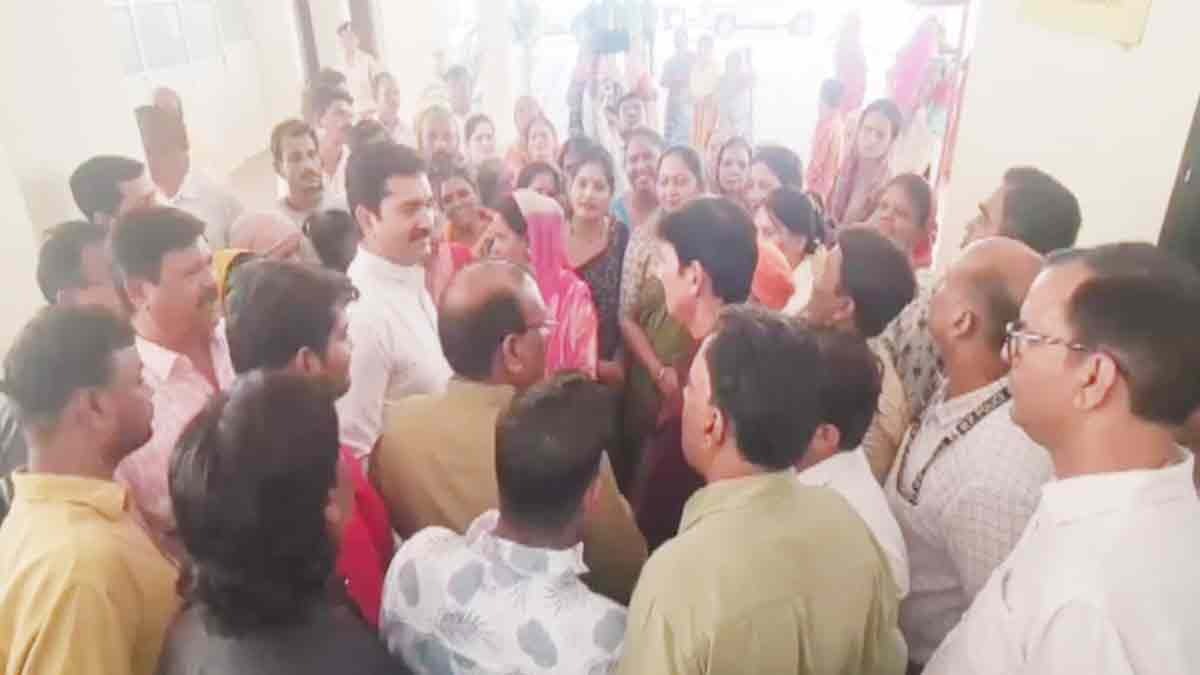  24 transgender people attempted suicide in Indore