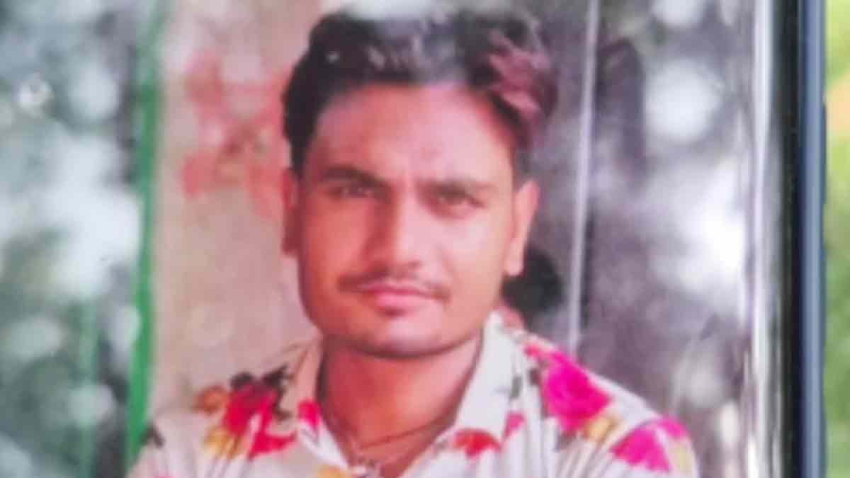 UP: सिर पर हथौड़ा मारकर पत्नी को उतारा मौत के घाट, फिर जंगल में पेड़ से लटका मिला पति का शव – Unnao man kills wife suicide lclar