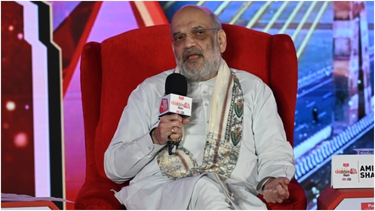 Union Home Minister Amit Shah on the stage of Panchayat Aaj Tak
